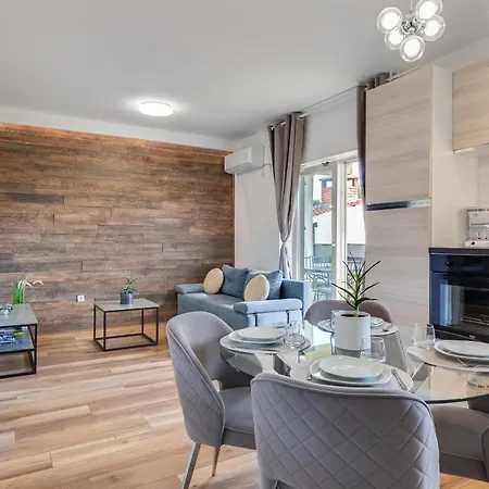 Teona Luxury With Terrace Lägenhet *