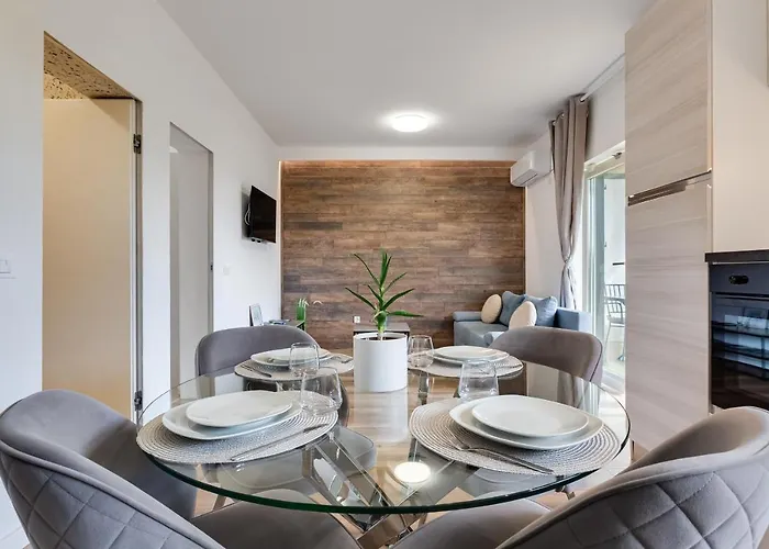 Teona Luxury With Terrace *