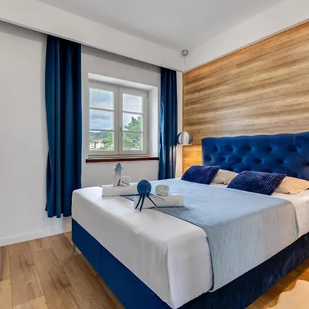 Daire Teona Luxury With Terrace