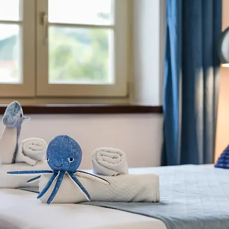 Teona Luxury With Terrace Daire *