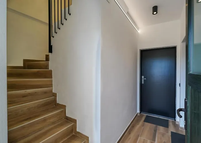 Teona Luxury With Terrace *